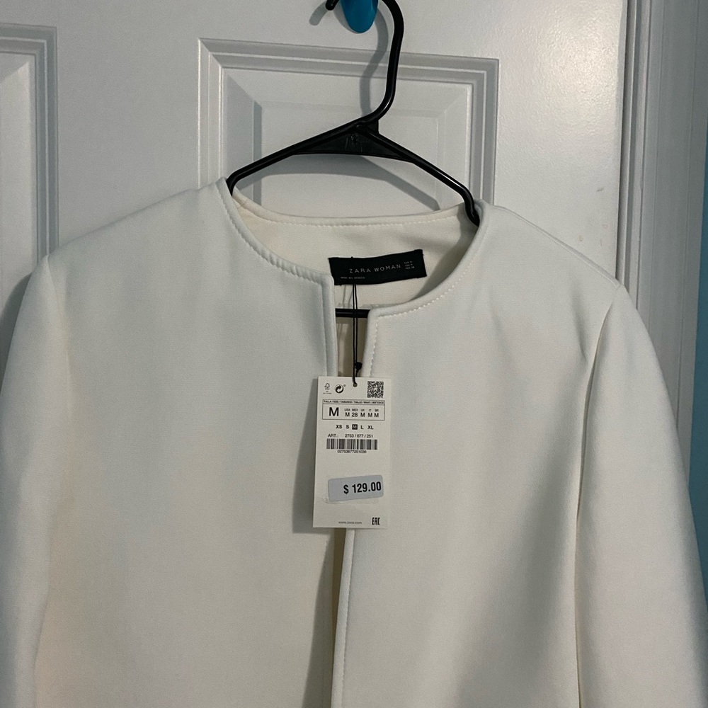 Zara new coat Jacket from a non smoking no pet house